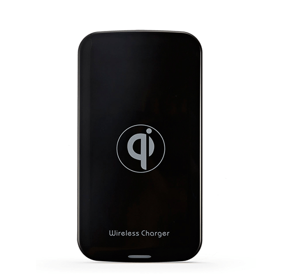 Qi Wierless Fast Charger.1